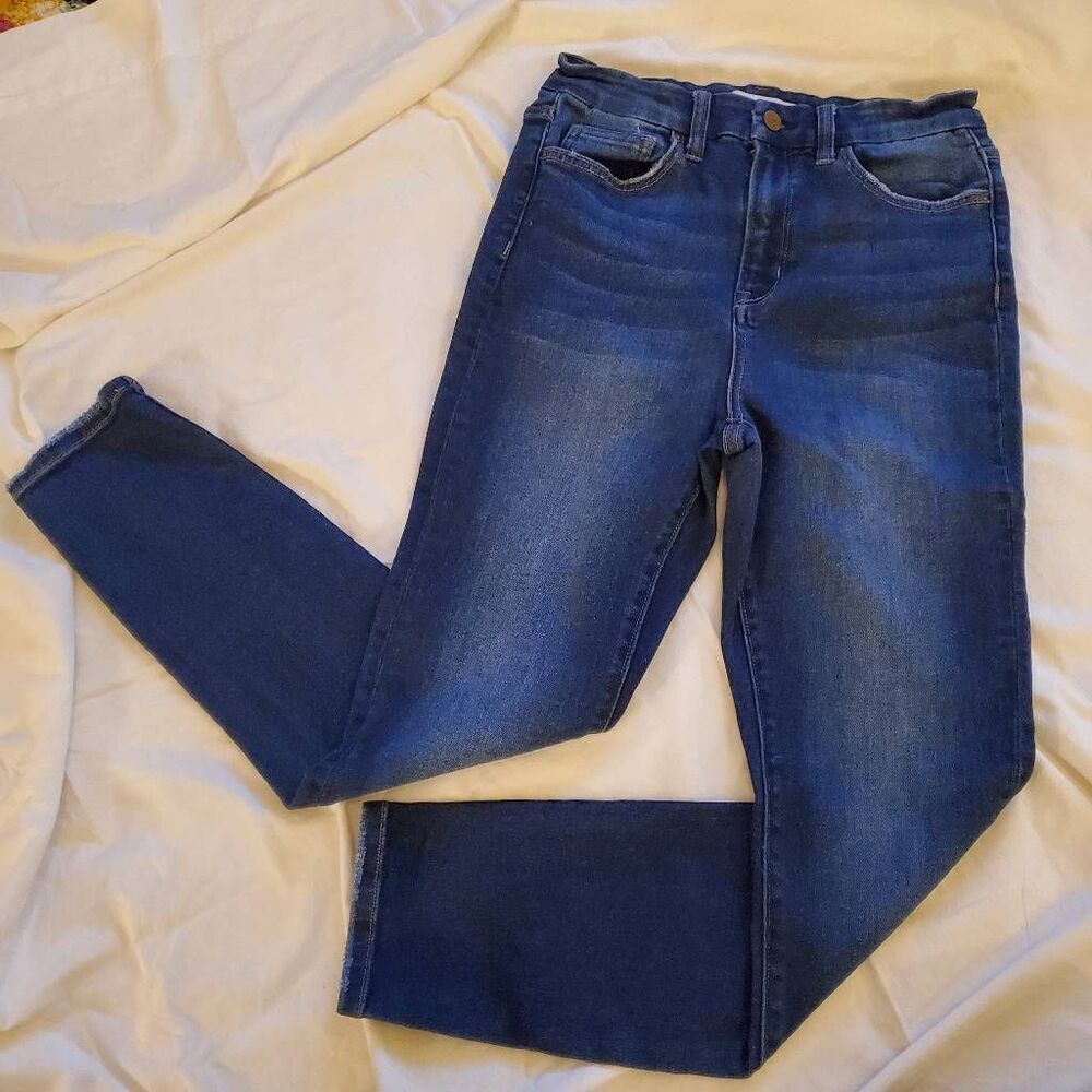 EUC Mica Los Angeles highrise ankle skinny jeans Size 28